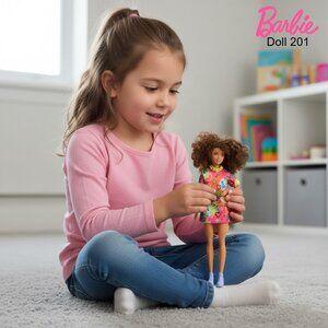 Barbie Fashionistas 2022 Mattel 201 Doll in the Original Case, H: 12"